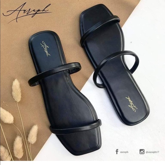 AuraPH Black Sandals - Picture 2 of 4